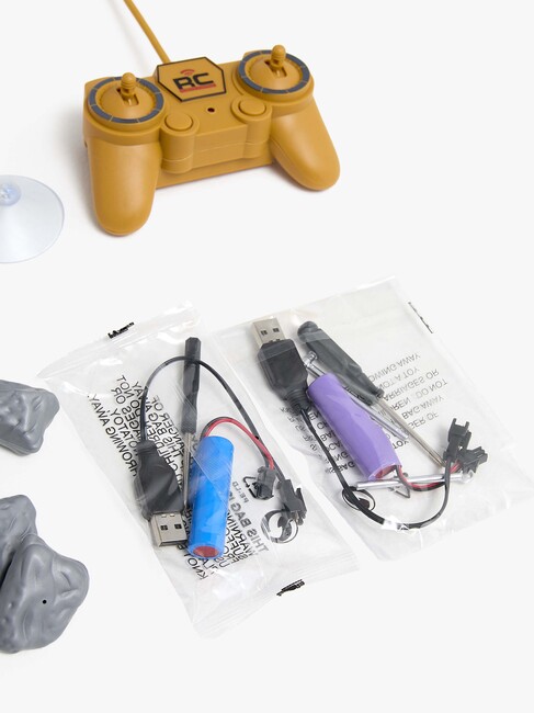 Alex's Garage Lekesett med Radiostyrt Gravemaskin, Lastebil og Manuell Løftekran 42 cm