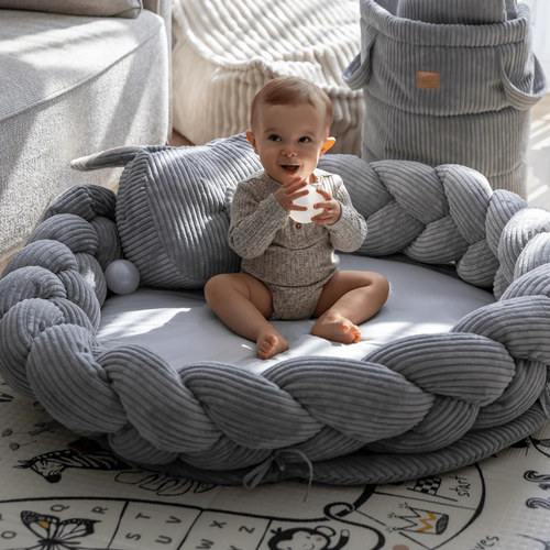 MeowBaby Aesthetic Babynest med Flettet Beskyttelse & Leketeppe, Grey