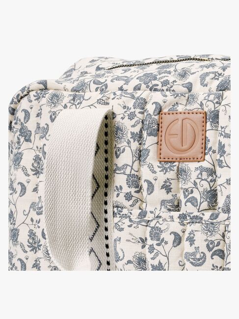 Elodie Stelleveske, Garden Leo Toilé