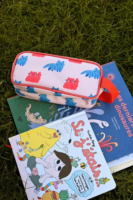 The Cotton Cloud Pennal, Meowtiful Cats