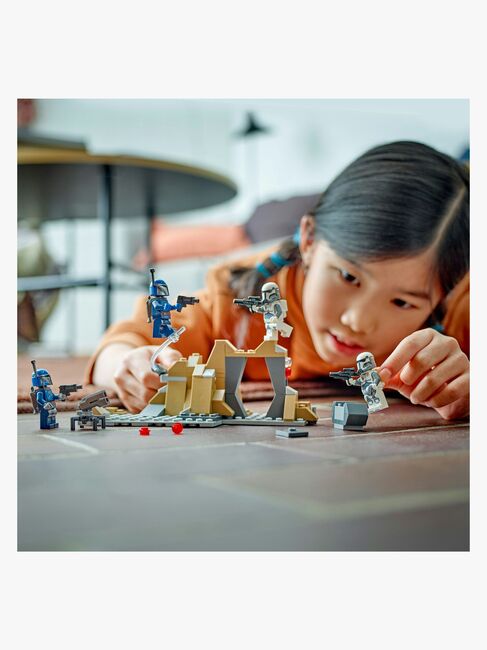 LEGO Star Wars 75373 Bakhold på Mandalore – stridspakke