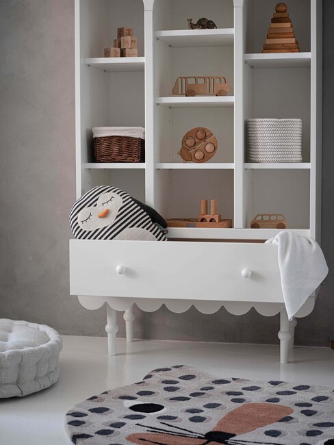 Wood Luck Babushka Bokhylle, Hvit