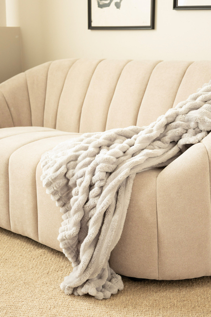 KMCarpets Stripe Pledd 130x170, Sølvfarget