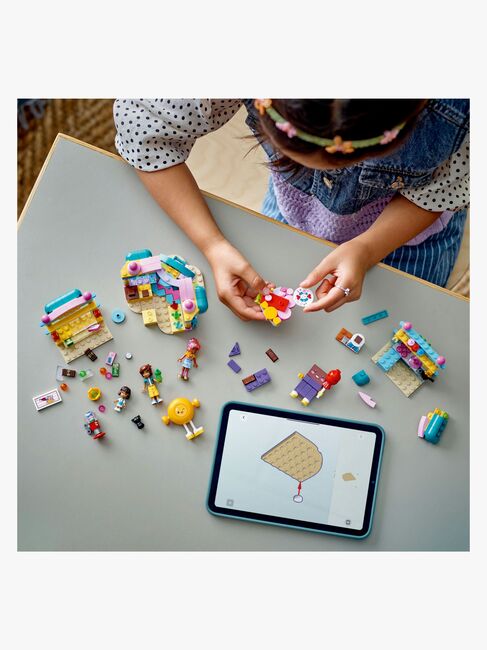 LEGO Friends 42649 Godtebutikken i Heartlake City