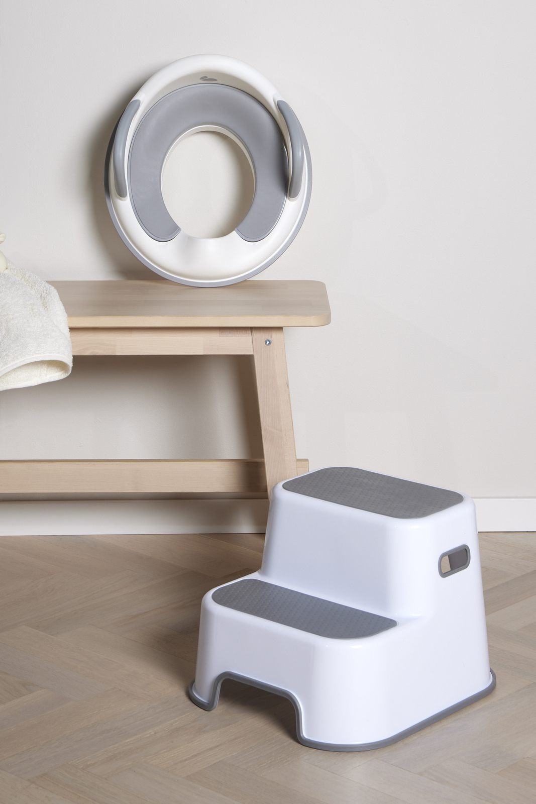 Beemoo CARE Assist Toalettsete & Skammel, White/Grey