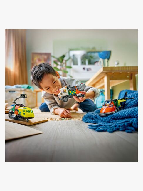 LEGO City 60505 Fly-, servicebil- og luftputebåt-remix