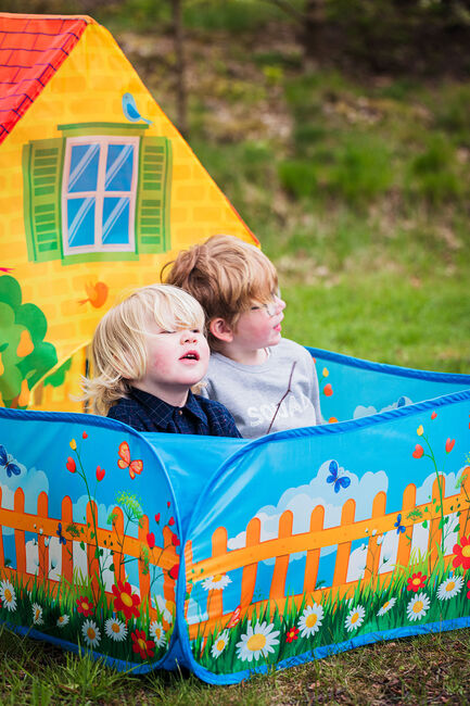 Cloudberry Castle Leketelt Hus Med Hage