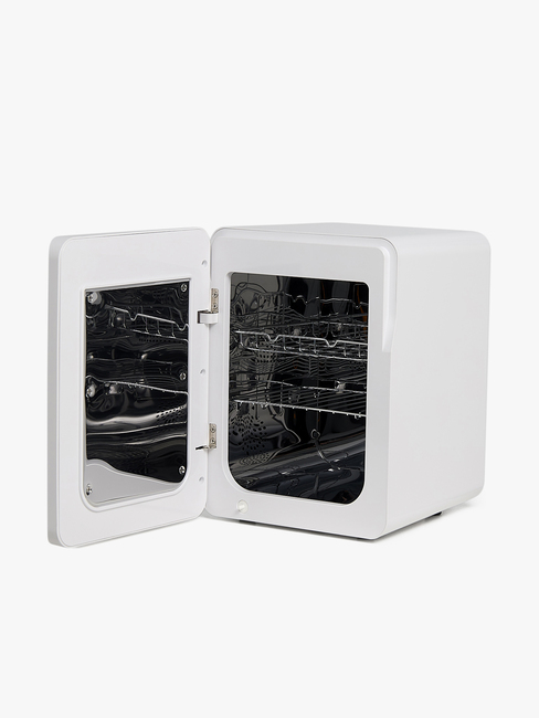 009-White-4625_3a.jpg