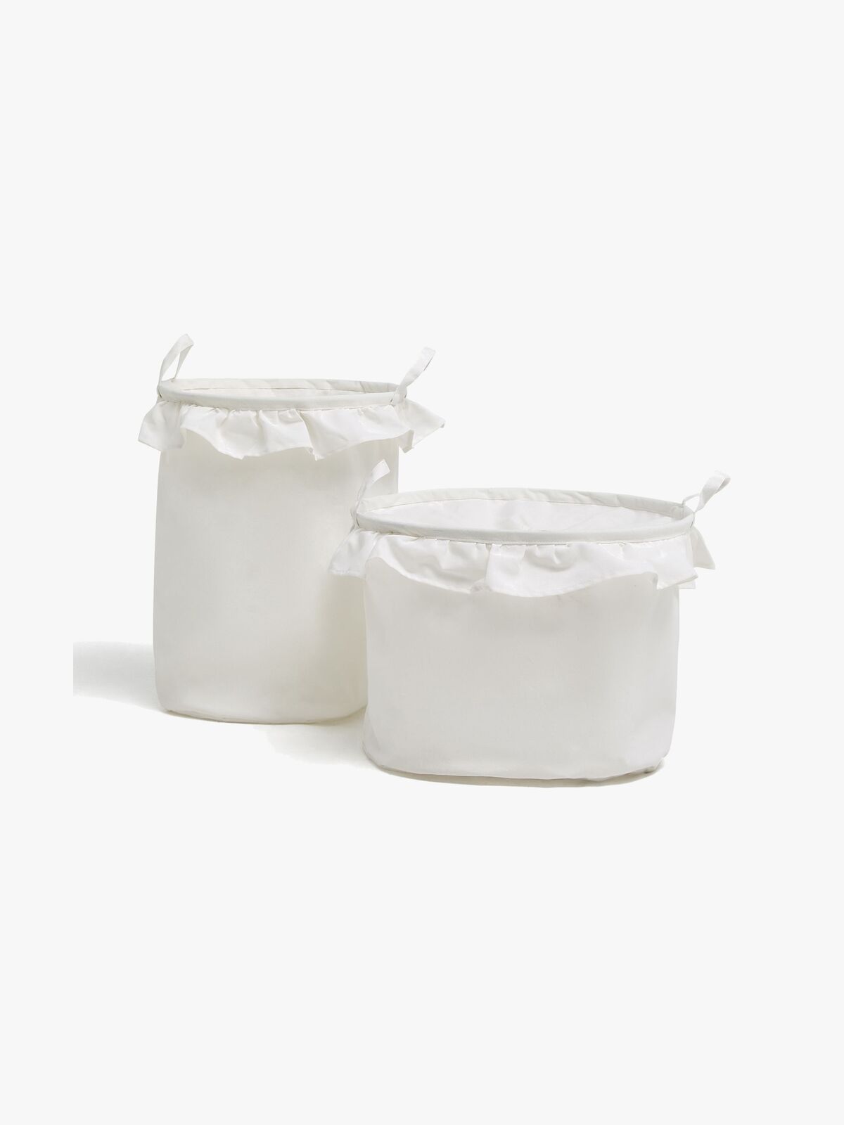 PF-011 No 22- FRILL White-4473_1.jpg