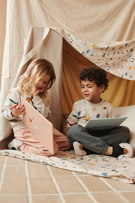 LIEWOOD Zora Tegnebrett 13.5 tum, Beige