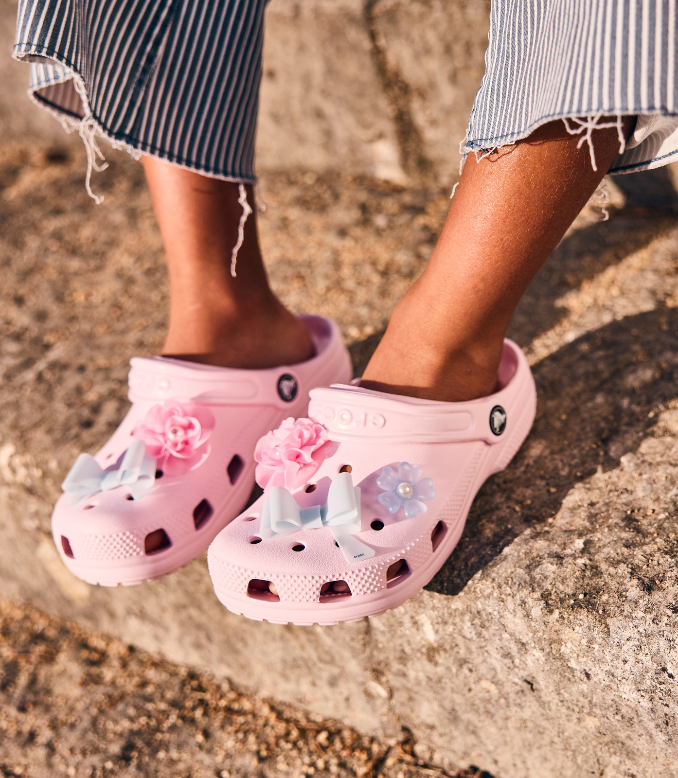 Crocs Classic Kids Sandaler, Pink Milk