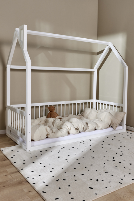 Minitude Nordic Mason Husseng med BabyMatex Softi Plus Madrass 70x160 cm