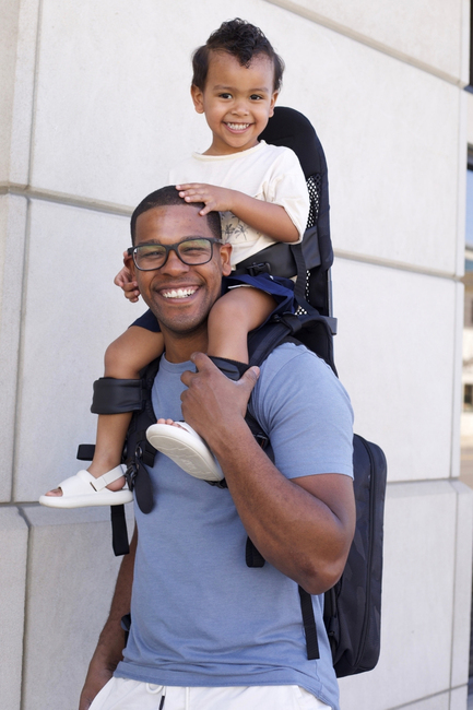 MiniMeis Skulderbæresele G5, Black Premium