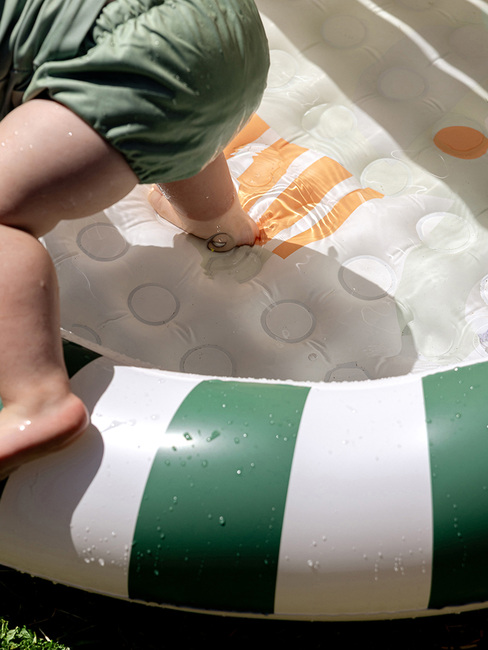 SUNNYLiFE Oppblåsbar Basseng, Eli the Eliphant