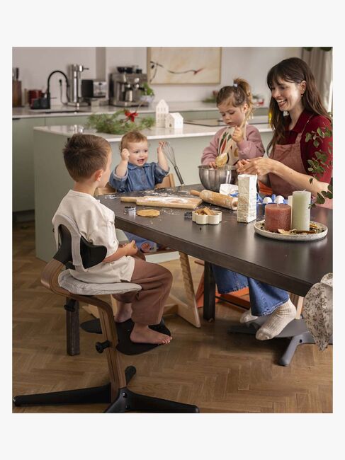 Stokke Nomi Matstol Walnut, Black