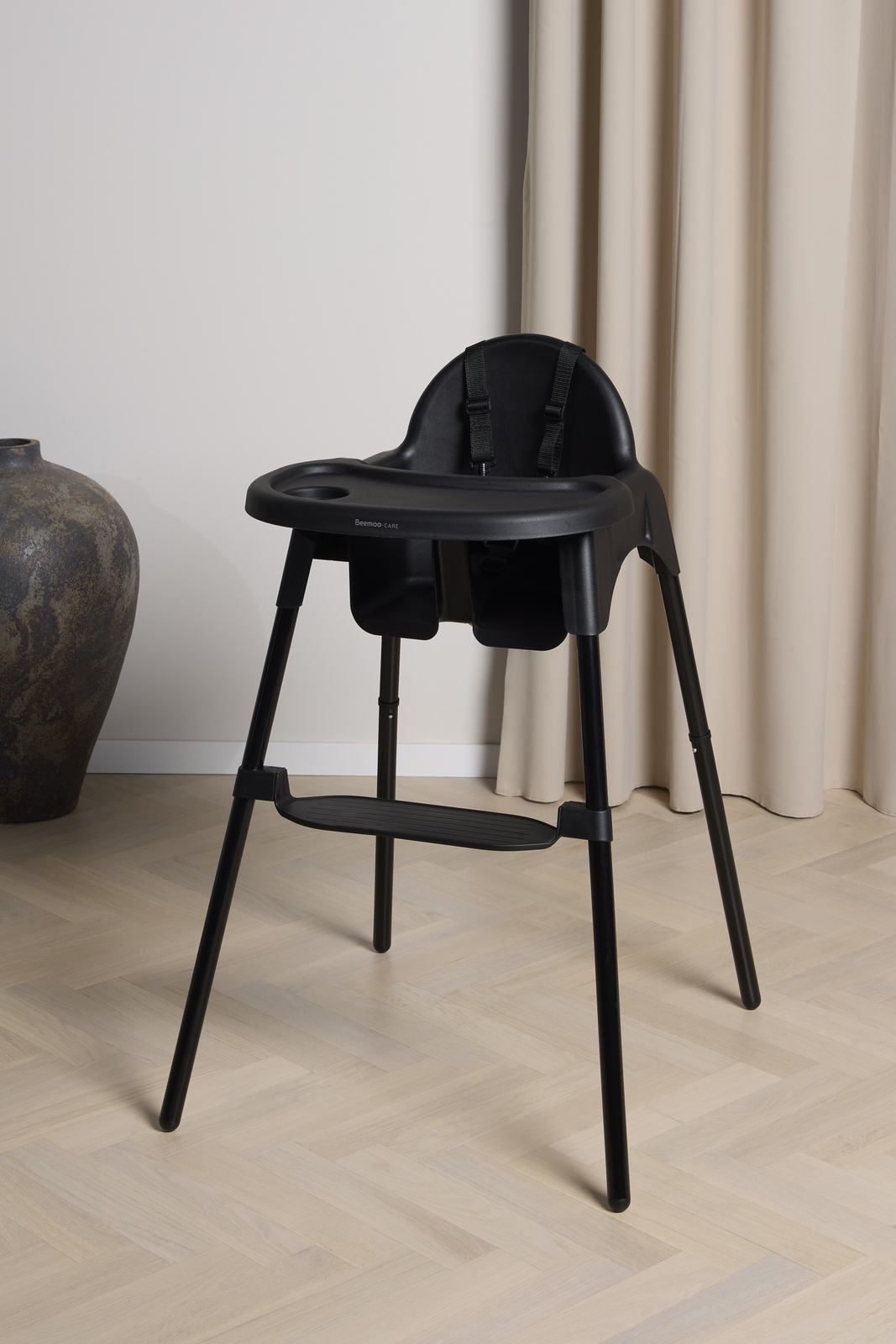 Beemoo CARE Eat Matstol, Pepper Black