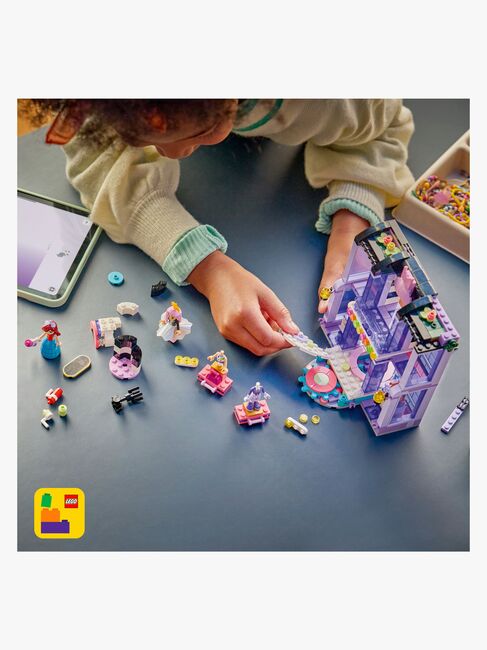 LEGO Friends 42685 Heartlake Citys moteshow