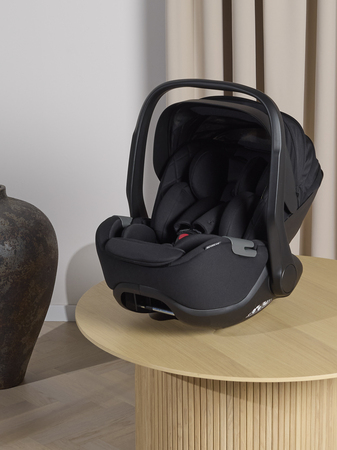 Beemoo Revolve i-Size Babybilstol, Black Stone