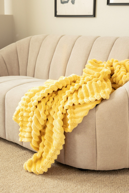 KMCarpets Stripe Pledd 130x170, Gul