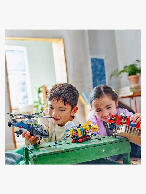 LEGO City 60462 Pakke med helikopter, brannbil og ubåt