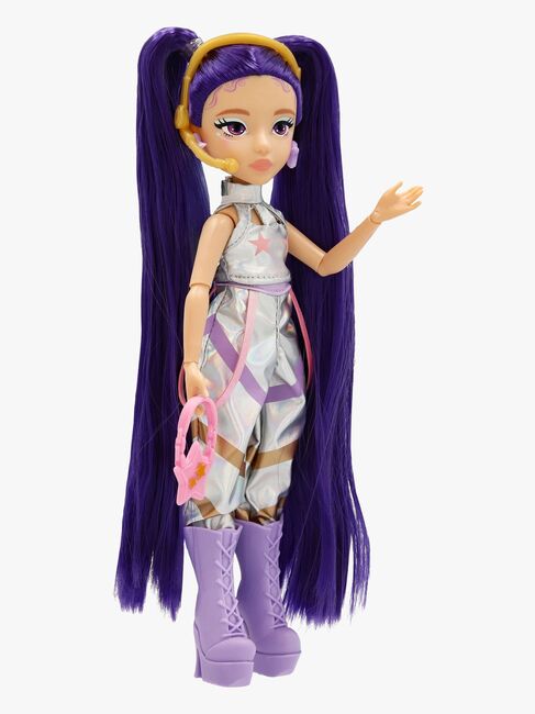 K-POP idol Motedukke Mina