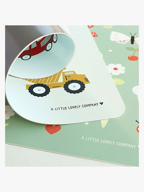 A Little Lovely Company Spisebrikke, Kjøretøy