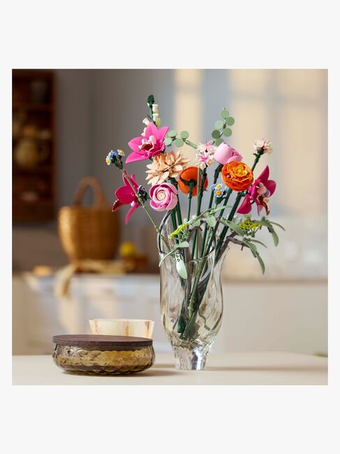 LEGO Botanicals 10342 Vakker bukett med rosa blomster
