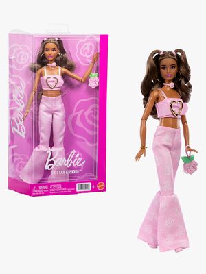Barbie Deluxe Style Dukke med Rosa Denim Outfit