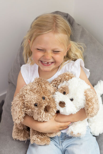 Teddykompaniet Kosedyr Selma 25 cm, Creme
