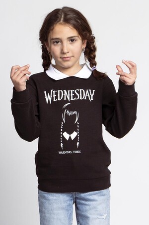 Wednesday Genser, Svart