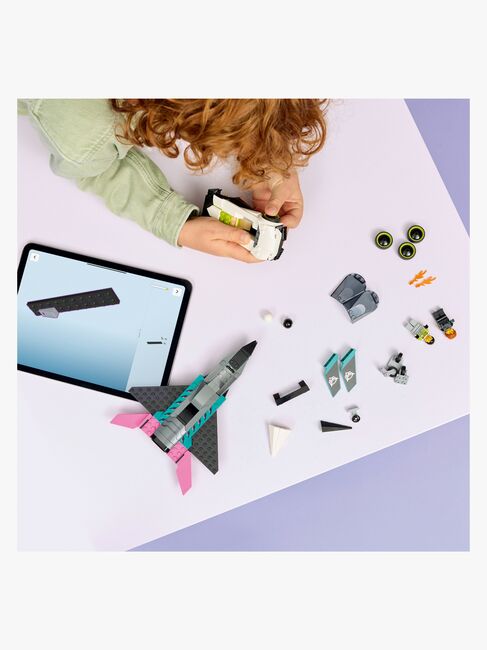 LEGO City 60489 Jagerfly mot bil