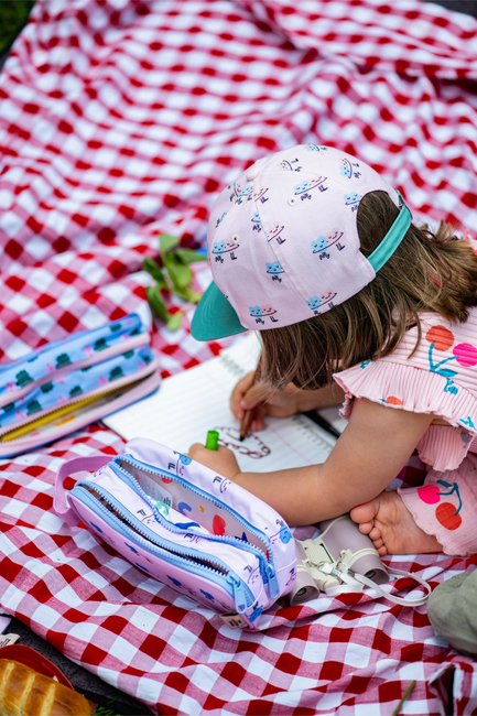The Cotton Cloud Pennal, Dancing Hearts