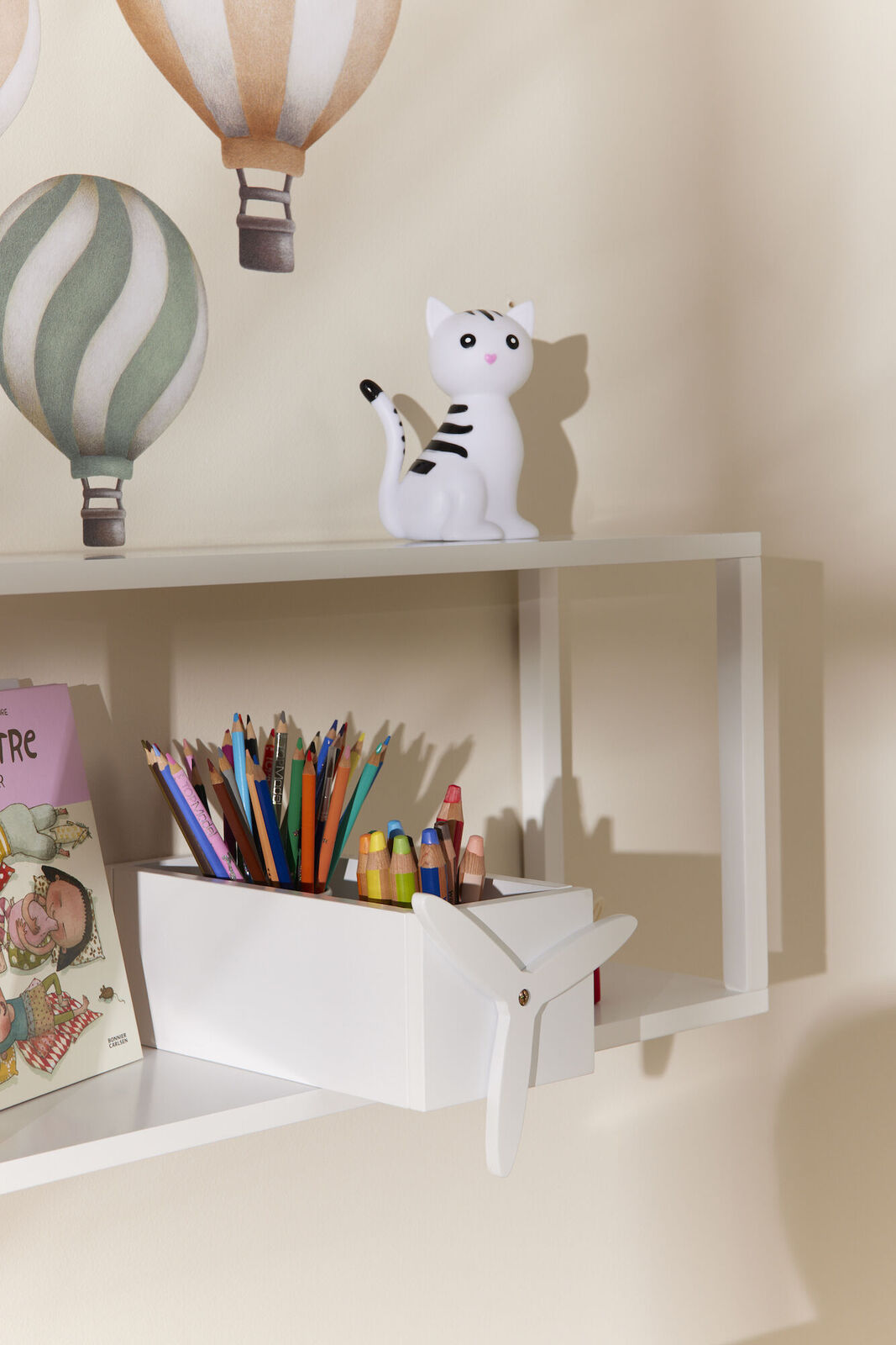 SHIDA22012-White-2675_3a.jpg
