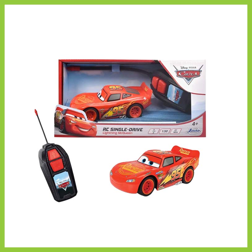 Radiostyrt bil Lightning McQueen med teksten 'RC SINGLE-DRIVE'.