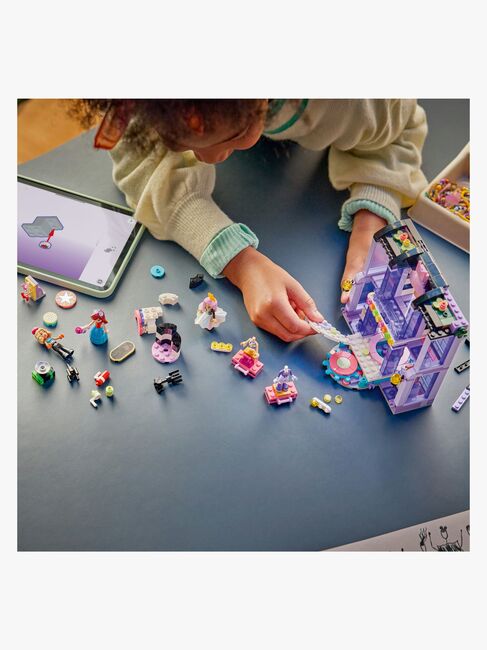 LEGO Friends 42685 Heartlake Citys moteshow