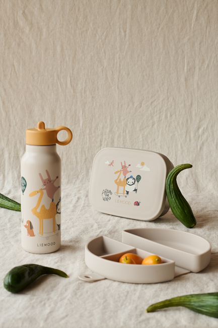 LIEWOOD Eugene  Sammenleggbar Snacksboks, Around the world/Sandy