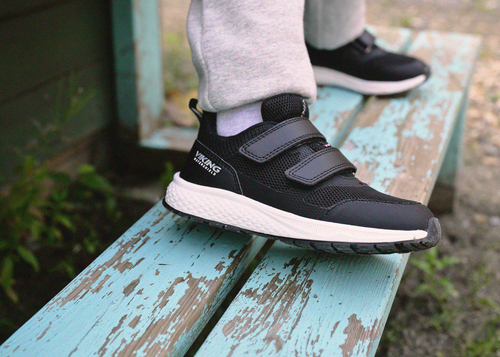 Viking Bouncy WP 2V Sneakers, Svart