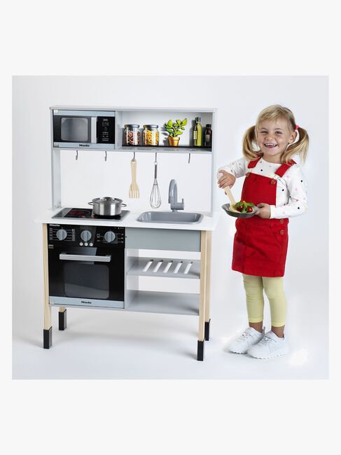 Miele Lekekjøkken Tre, Hvit