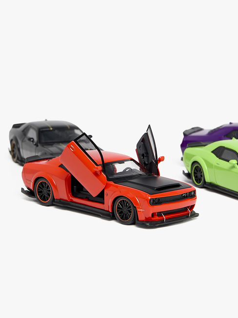 Dodge Modellautos Die-Cast Racerbil 1:32 Blandet