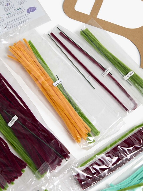 Fippla DIY-sett Blomsterbukett med Piperensere 21 Deler, Rød