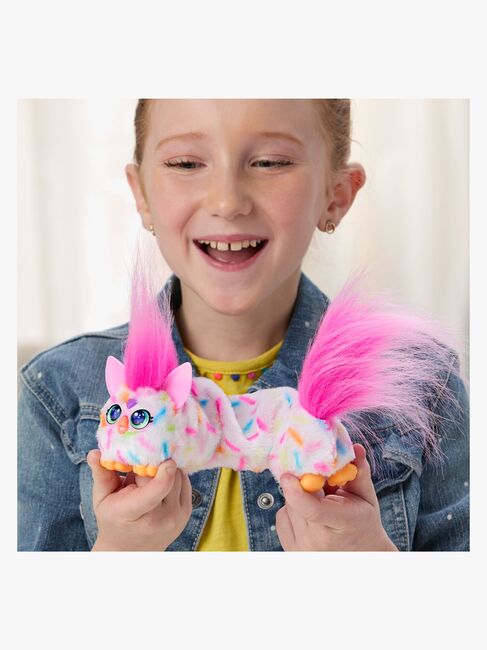 Furby Dj Furblet Interaktivt Kosedyr Berry-Cup-Cake