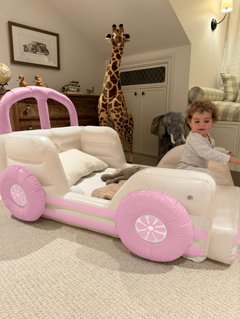 SUNNYLiFE  Oppblåsbar Barneseng, Summer Van Candy