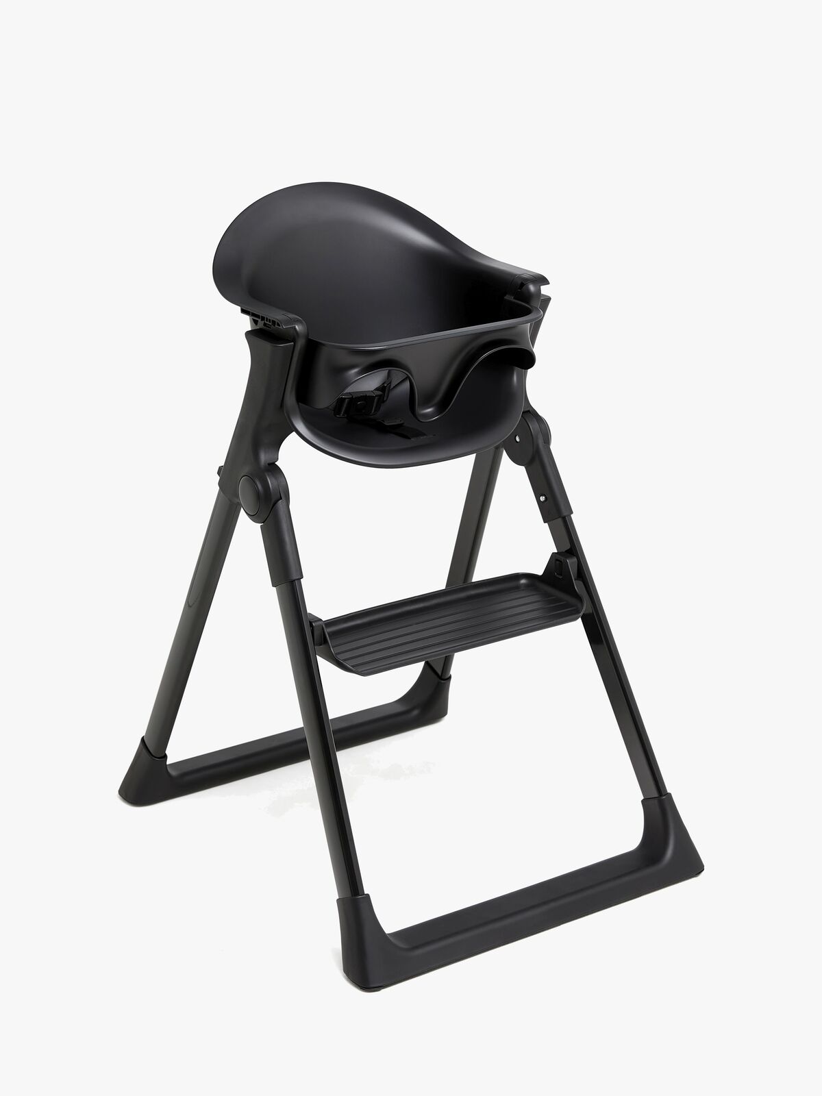 BM-G1highchair-AllBlack-1895_3d.jpg