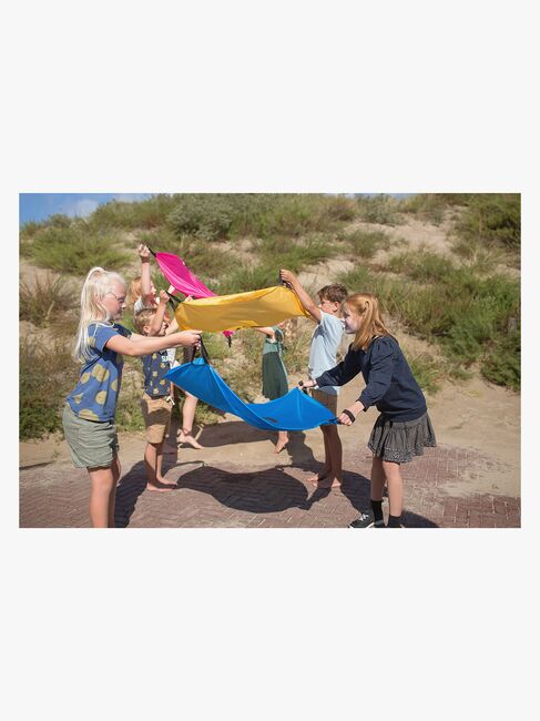 BS Toys Squirrel Parachutes Spill