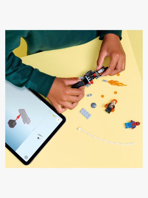 LEGO Super Heroes 76335 Spider-Man mot Ghost Rider på motorsykkel