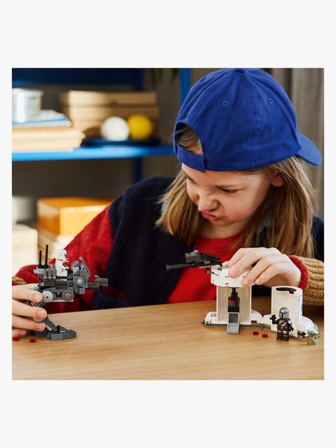 LEGO Star Wars 75444 AT-RT-angrep