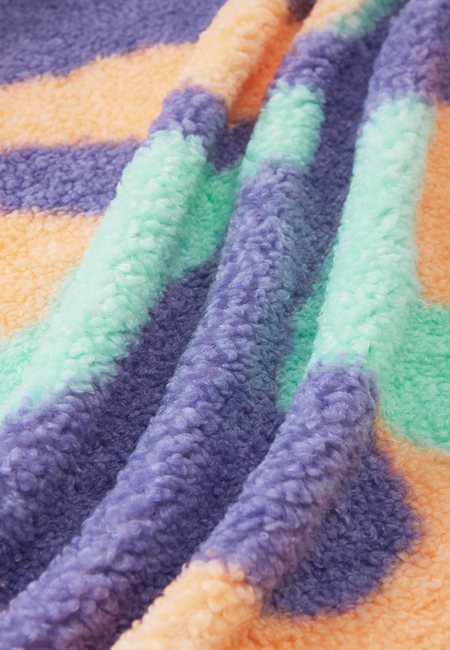 Reima Tupsis Pilejakke, Apricot