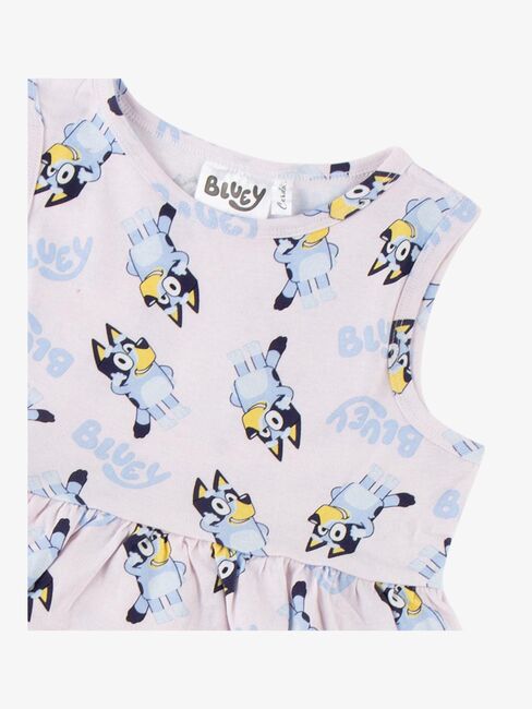 Bluey Kjole, Lyserosa