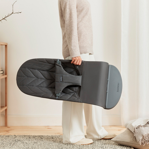 BabyBjörn Bliss Vippestol Vevet Bladmønstret Quilt, Antrasitt