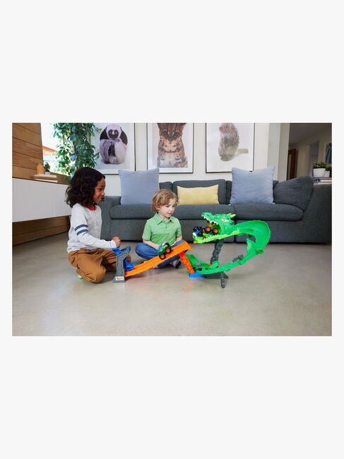 Hot Wheels Monster Trucks Dragon Destruction Bilbane